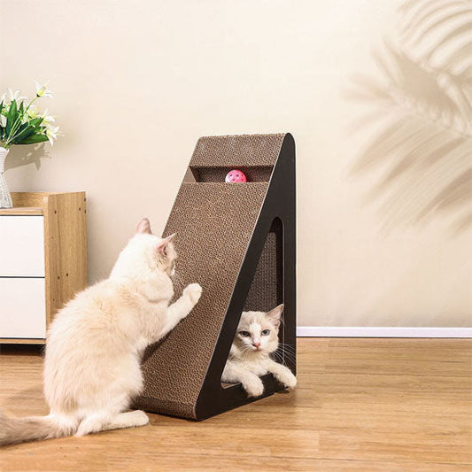 : Sélection des meilleurs griffoirs pour chat en bois et sisal pour protéger le canapé des griffades.
