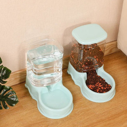 distributeur-croquettes-et-eau-pour-chat-a-gravite