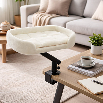 Hamac chat bureau rotatif coussin blanc peluche vue produit salon moderne