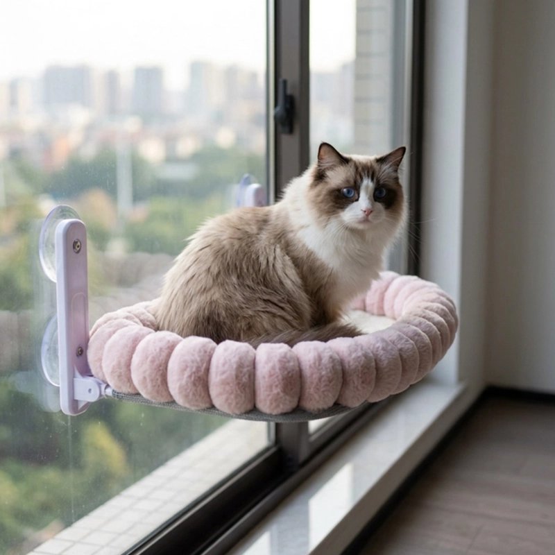 Hamac fenetre Chat avec ventouse, doux, rose, avec un chat installé dessus